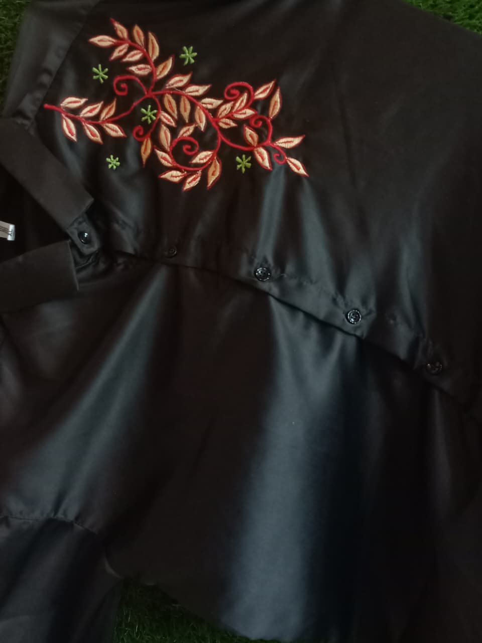 Black Embroidered Shirt – Floral Back Design, Regular Fit