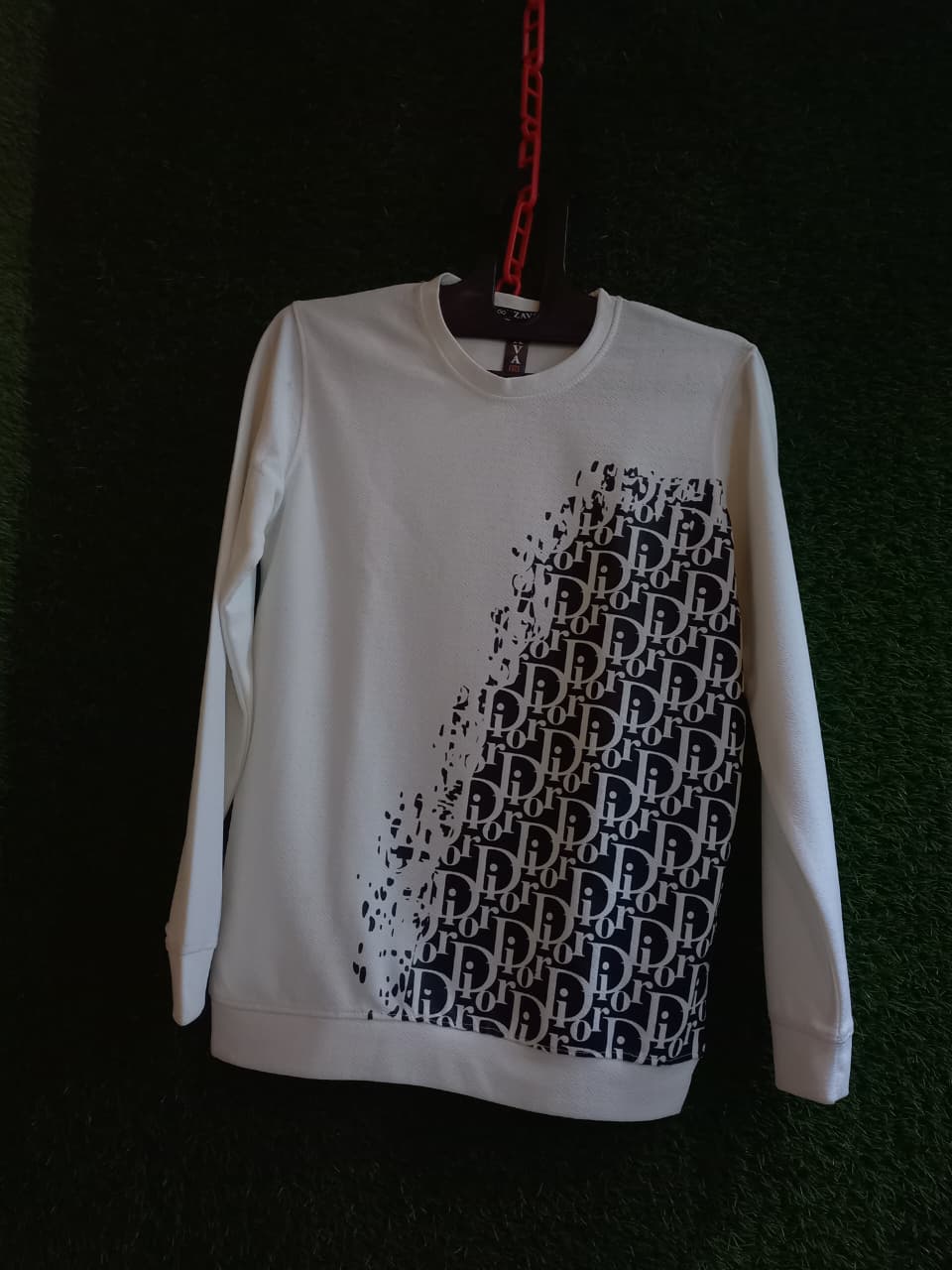 White Monogram Print Sweatshirt – Regular Fit Casual Wear